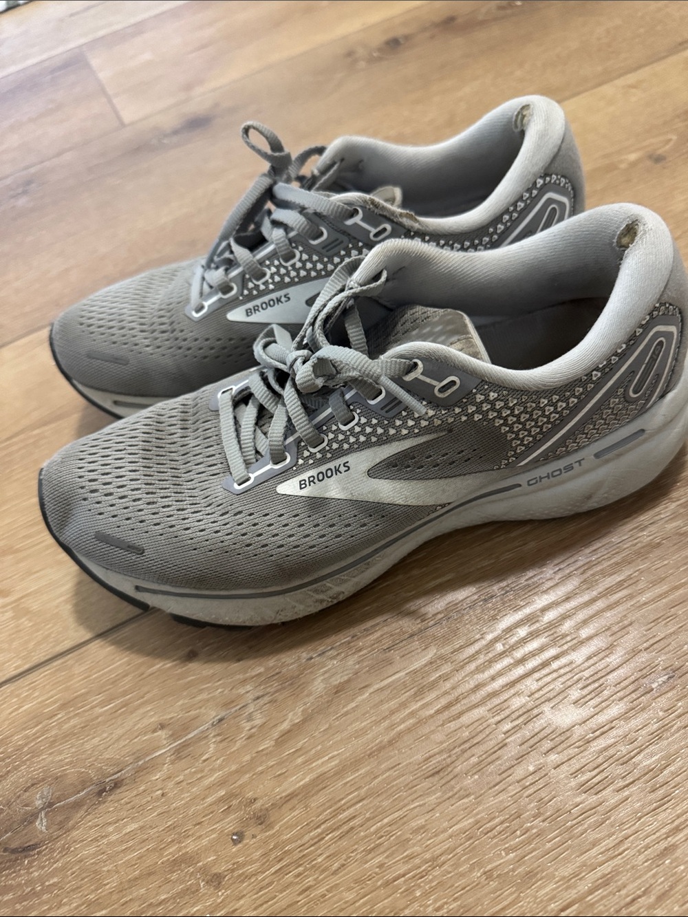 Brooks Ghost Women's Running Shoes - Gray